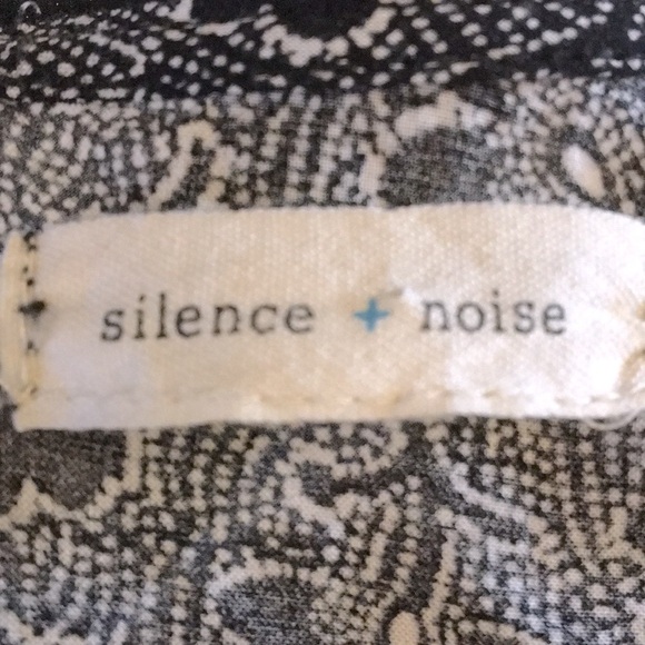 SILENCE + NOISE Urban Outfitters Mini Dress Small Black Asymmetrical Raw Hem‎ XS - Picture 6 of 7